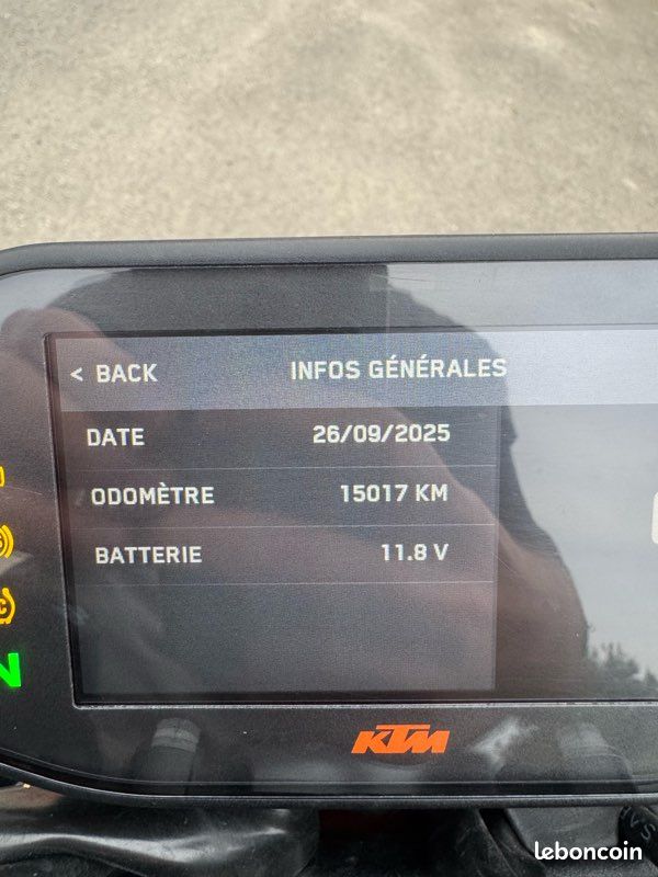 Ktm duke 890r (image 3)