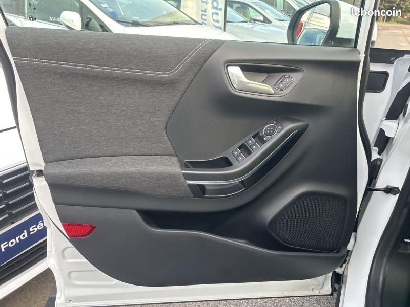 Ford Puma 1.0 EcoBoost 125ch mHEV Titanium (image 20)
