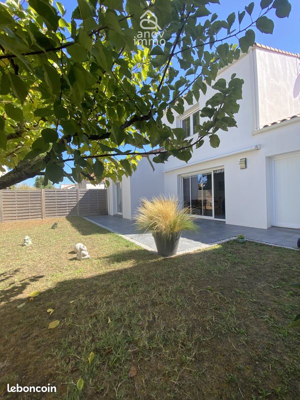 Maison 4 pièces 97 m² · aux Sables-d'Olonne · 97 m² · 369 000 €