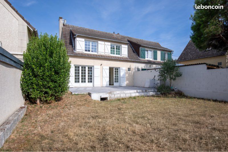 Maison 5 pièces 85 m² · à Épône · 85 m² · 1 450 €/mois