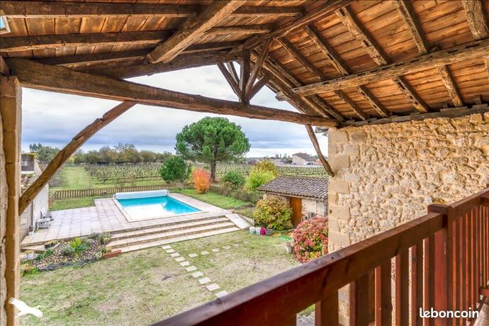 Ferme 9 pièces 260 m²