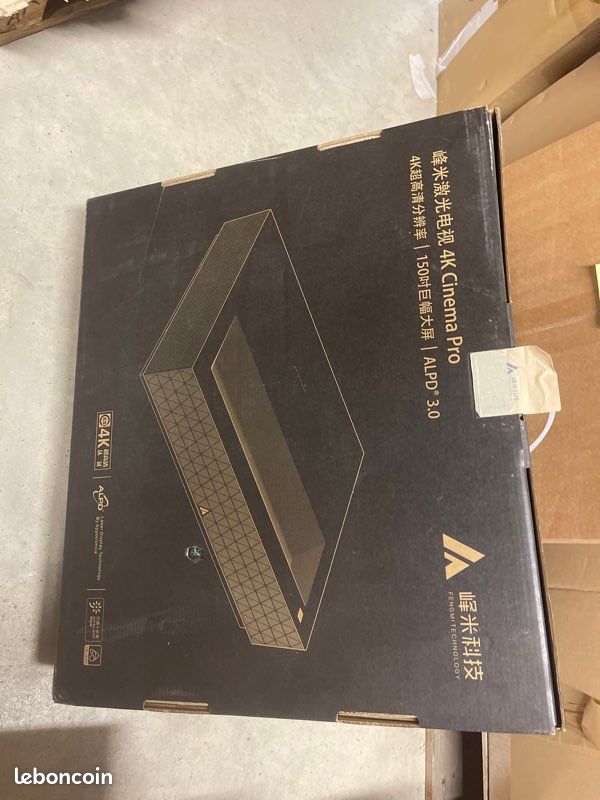 Projecteur laser 4K Cinéma Pro (image 1)