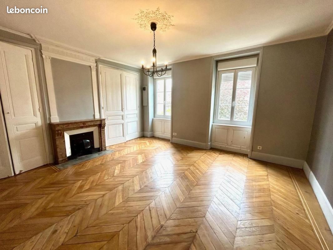 Appartement 2 pièces 73 m² · à Vienne · 73 m² · 630 €