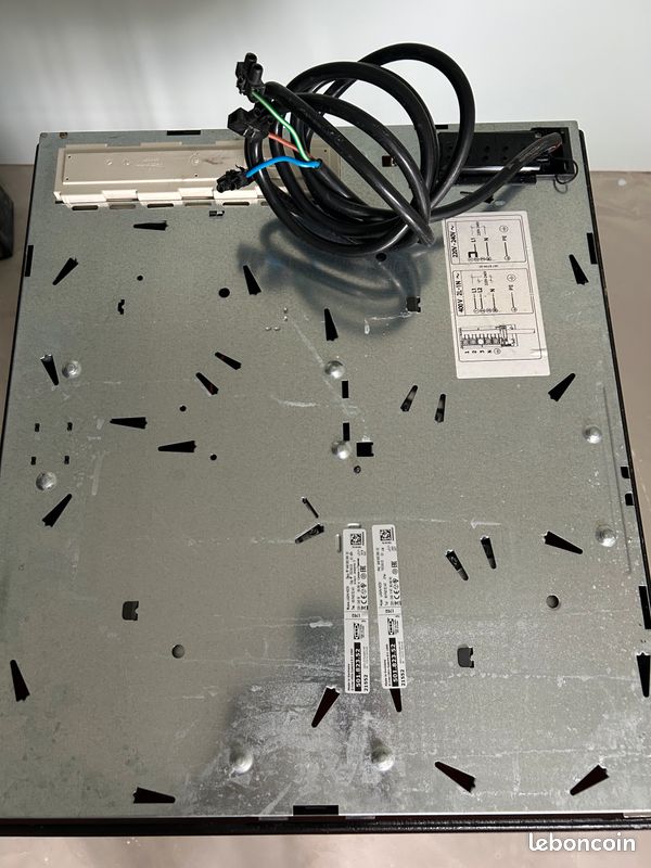 Vend plaque de cuisson vitrocéramique 3 feux (image 3)