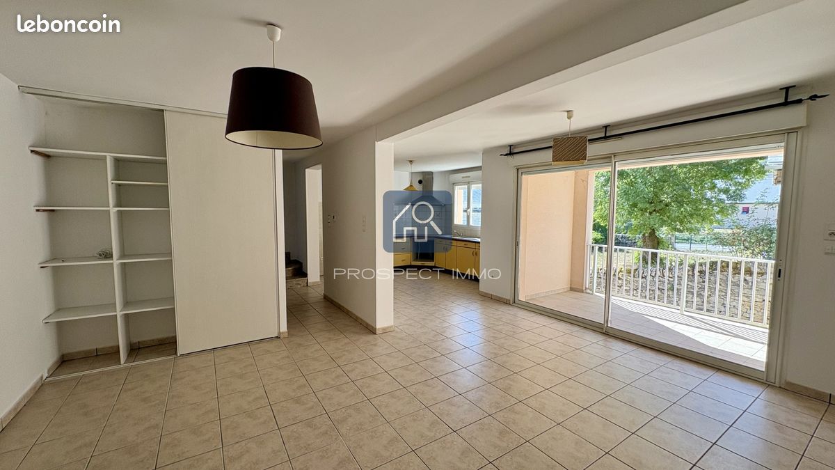 Appartement 4 pièces 106 m² · à Laissac-Sévérac l'Église · 106 m² · 735 €/mois