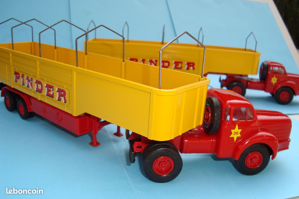 Set De 4 Figurines 1/43 CIRQUE PINDER - VROOM - À Peindre - Emballage Scellé D'origine
