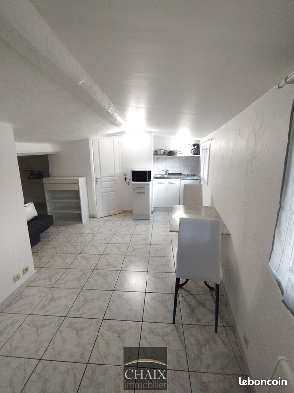 Appartement a louer aubagne - 1 pièce(s) - 14 m2 - Surfyn