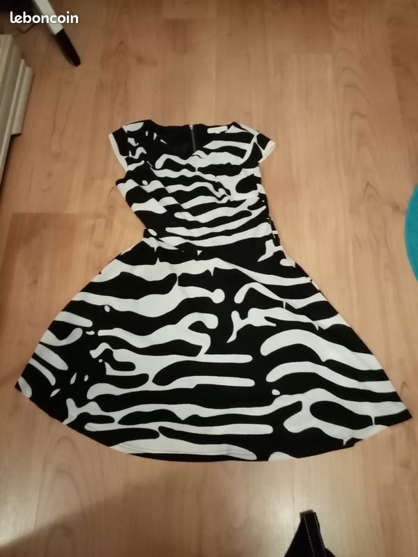 Robes (image 2)