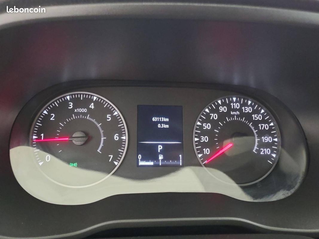 DACIA Duster TCe 150 4x2 EDC Extreme (image 17)