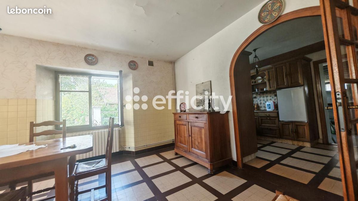 Maison 6 pièces 120 m² · à Chirens · 120 m² · 240 000 €