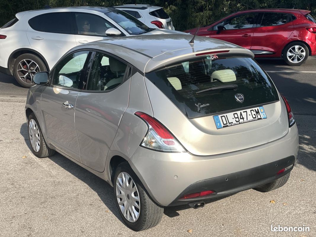 LANCIA YPSILON TwinAir - 85 Platinum (image 7)