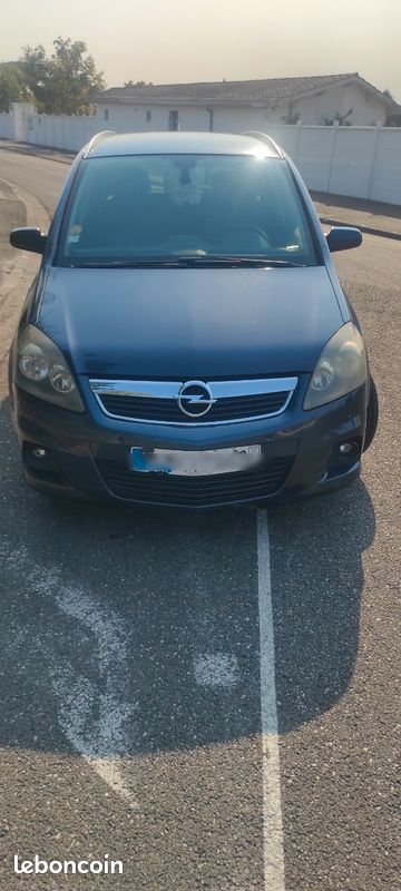 Opel Zafira B 1L9 CDTI 120 CH magnetic 2007 (image 3)