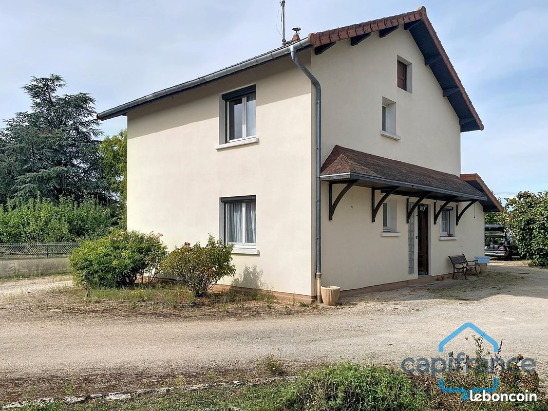 Maison 5 pièces 121 m² · à Saint-Marcel · 121 m² · 185 000 €