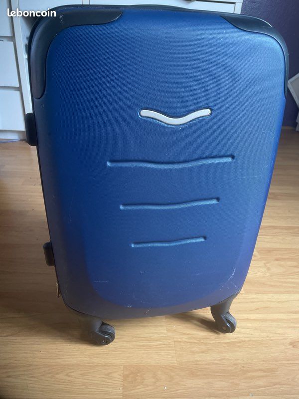 Valise de voyage (image 1)