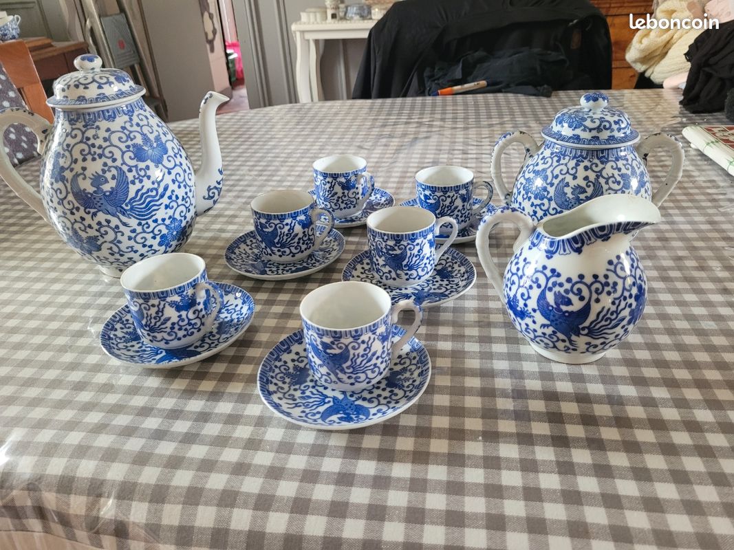Service à café porcelaine fine (image 1)