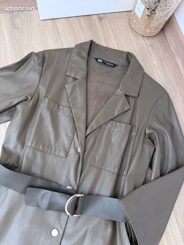 Robe Zara similicuir (image 3)