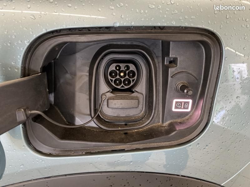 Citroen C4 Moteur électrique 136ch (100 kW) Shine Automatique (image 11)