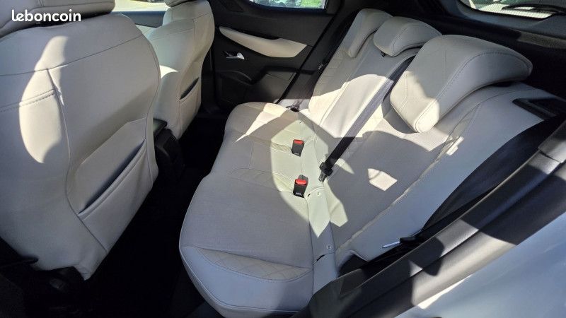 Ds DS 3 CROSSBACK 1.2 TURBO 100CH SO CHIC (image 19)