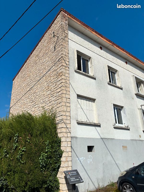 Local commercial 16 pièces 250 m² · à Figeac · 250 m² · 328 000 €