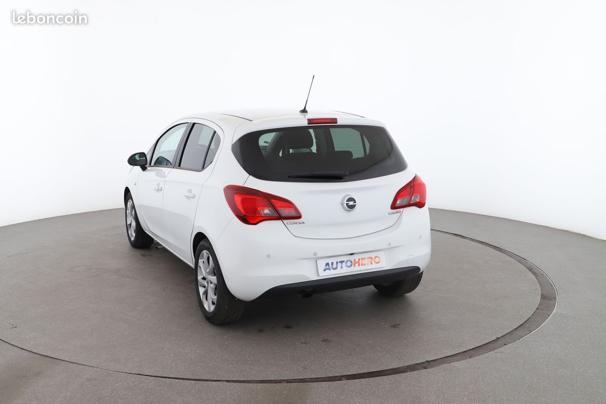 Opel Corsa 1.4 Turbo Design Edition 5P 100 ch (image 2)