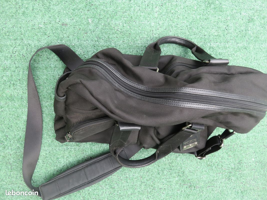 Sac de voyage de marque (image 7)