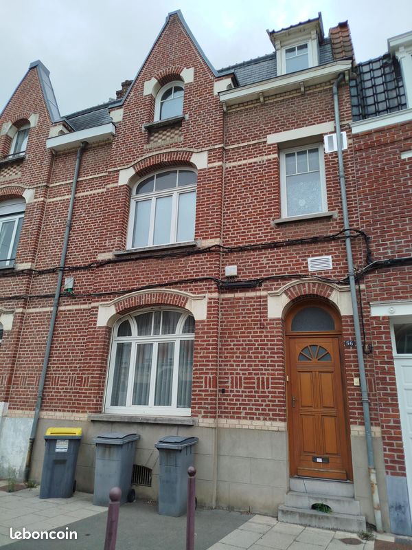Maison 5 pièces 146 m² · à La Bassée · 146 m² · 1 180 €/mois