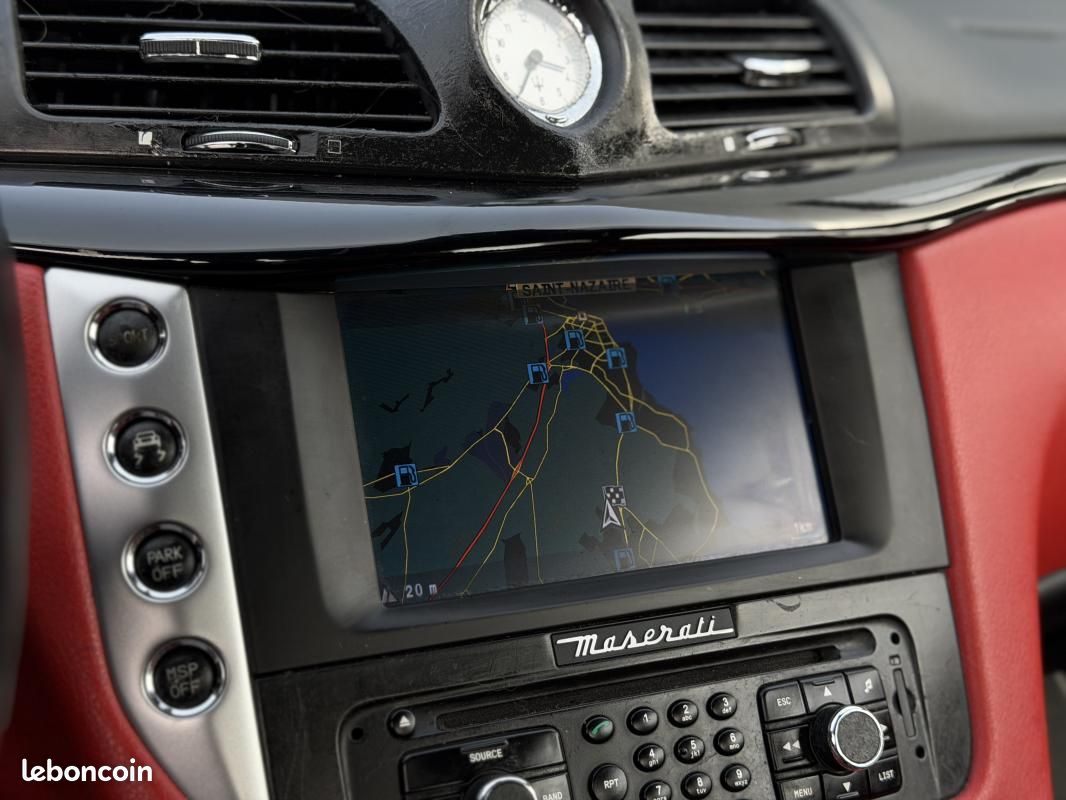 Maserati Grancabrio V8 4.7 440 CH BOITE ZF / FRANCAISE 3IEME MAIN REVISION POUR LA VENTE (image 10)