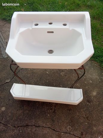 Lavabo sur pied en faïence émaillée rose années 50