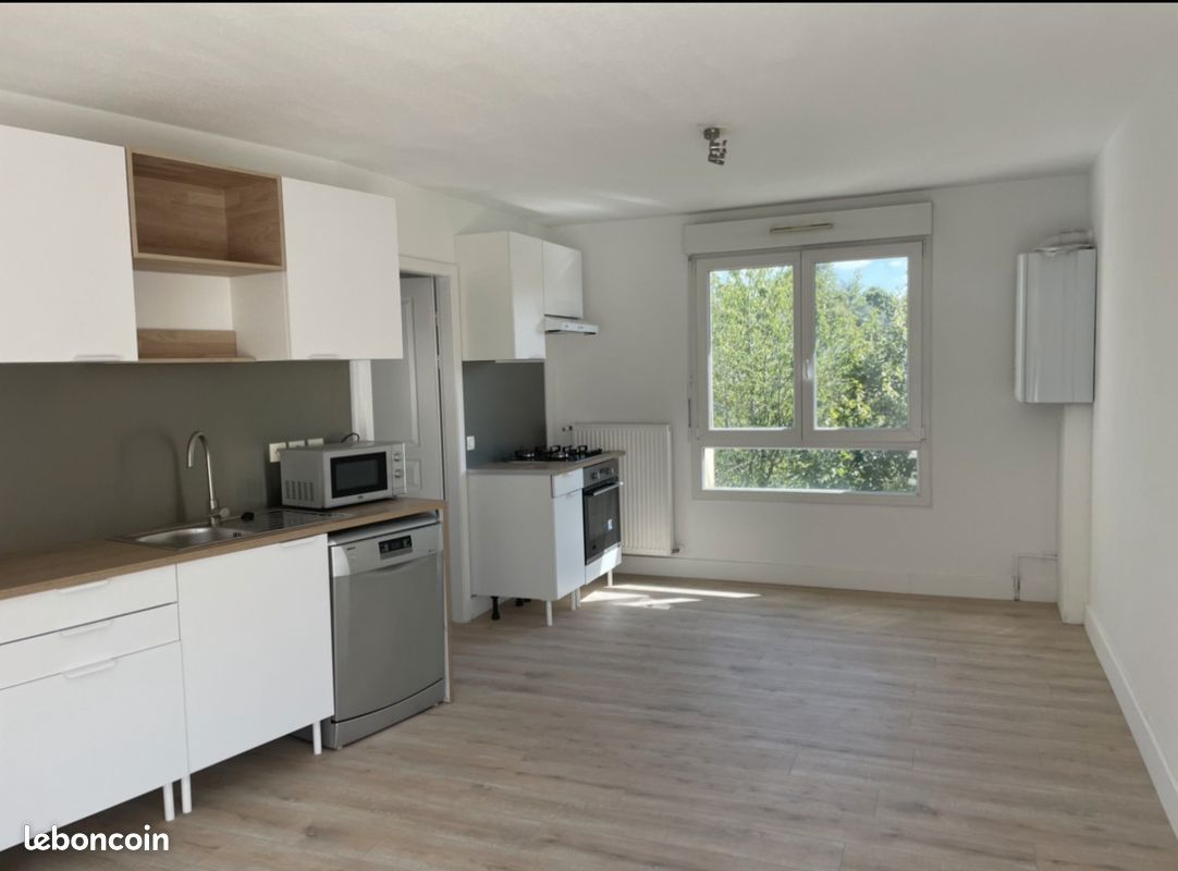 Appartement 3 pièces 82 m² · à Metz · 82 m² · 1 100 €