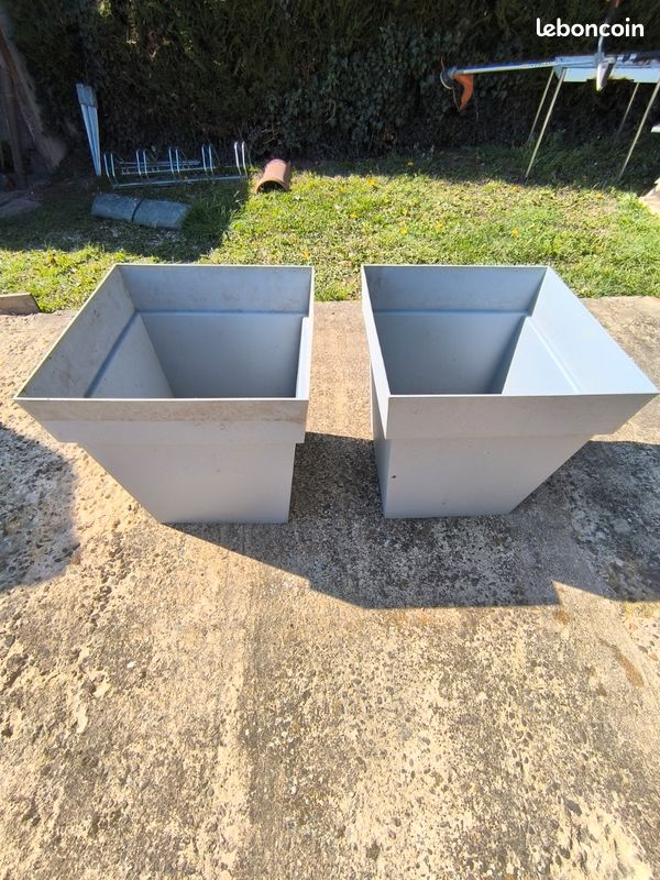 Pots en plastiques (image 8)