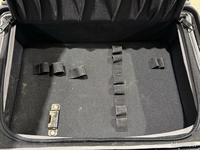 Caisse à outils type peli case (image 5)