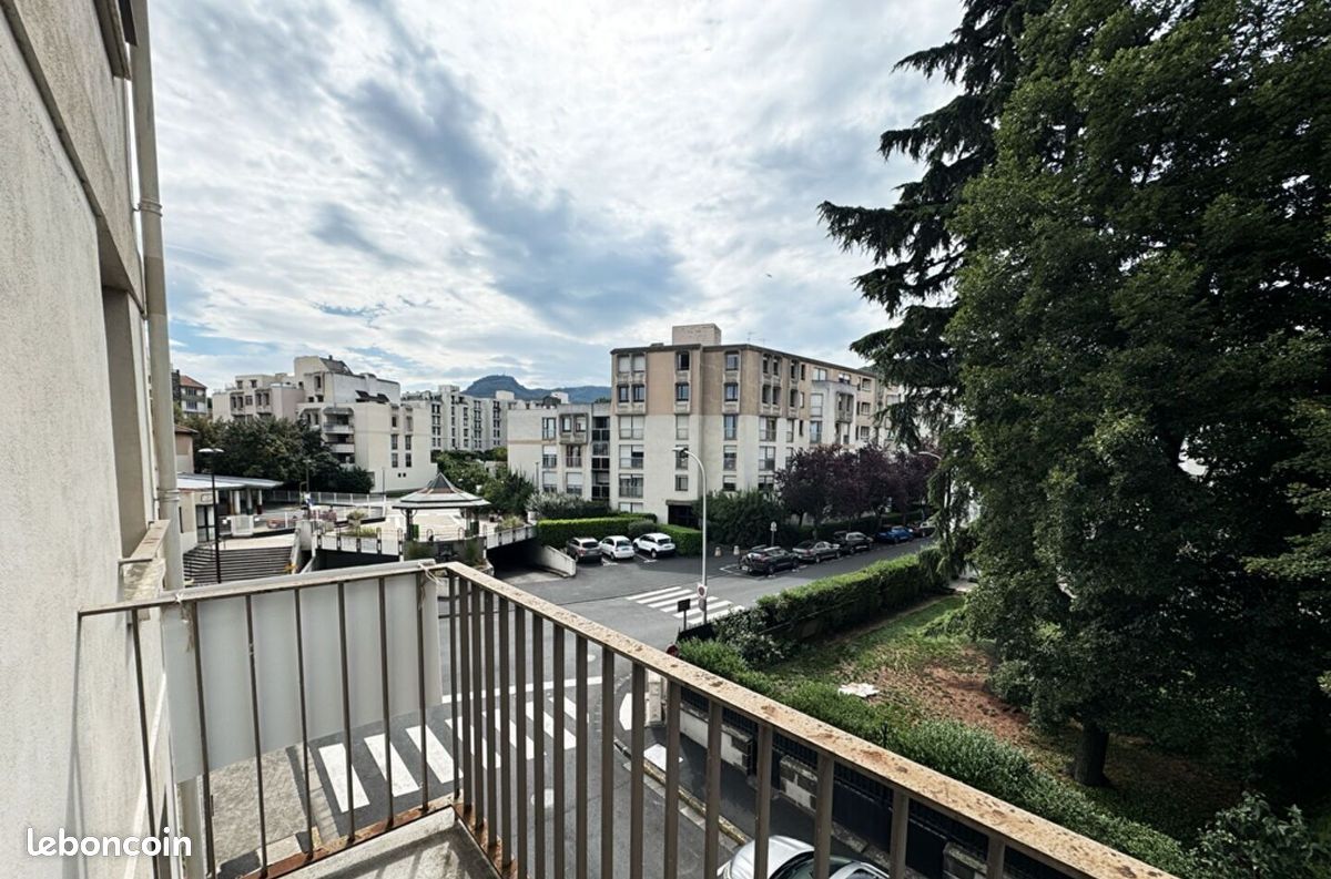 Appartement 2 pièces 57 m² · à Chamalières · 57 m² · 710 €/mois