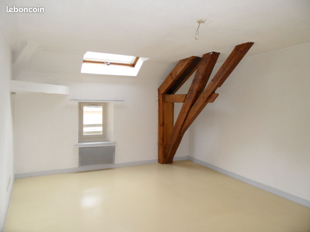 Appartement 2 pièces 40 m² · à Saint-Claude · 40 m² · 315 €/mois
