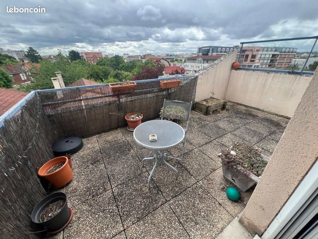 Appartement 5 pièces 97 m² · à Drancy · 97 m² · 280 000 €