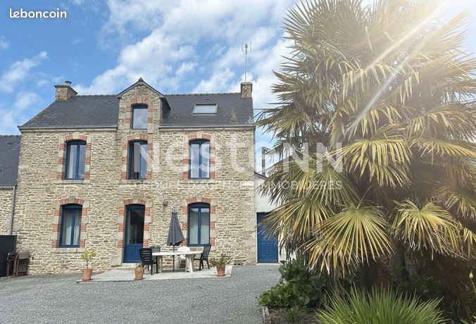 Longère 8 pièces 178 m²