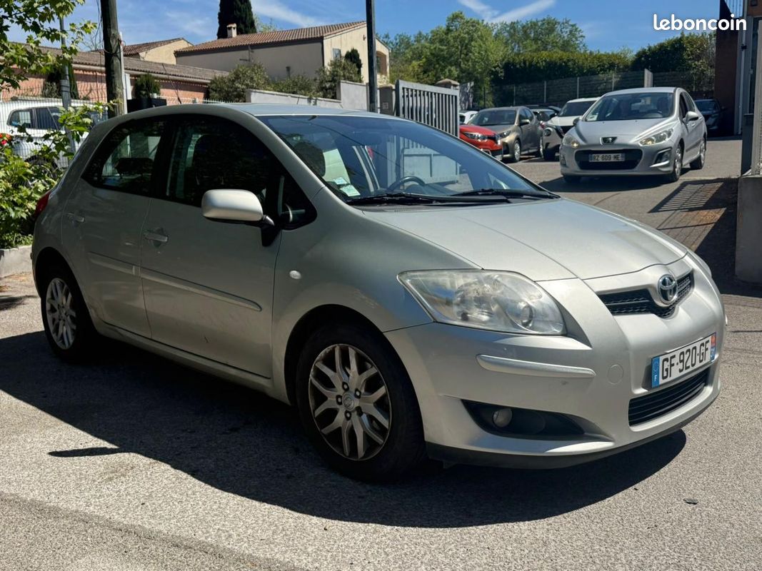 Toyota auris 126 d-4d moteur a chaine de distribution entretien complet (image 1)