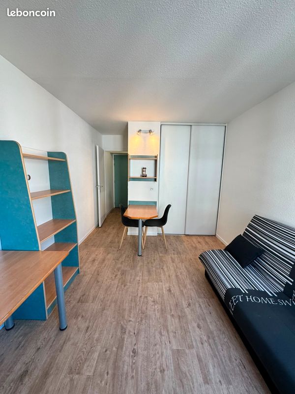 Appartement 1 pièce 20 m² · à Saint-Étienne · 20 m² · 350 €