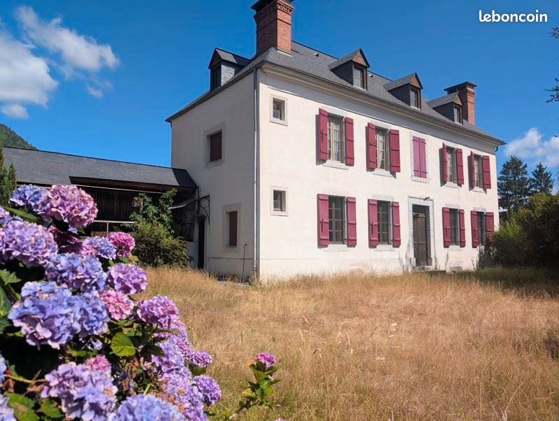 Maison 5 pièces 156 m² · à Luz-Saint-Sauveur · 156 m² · 250 000 €