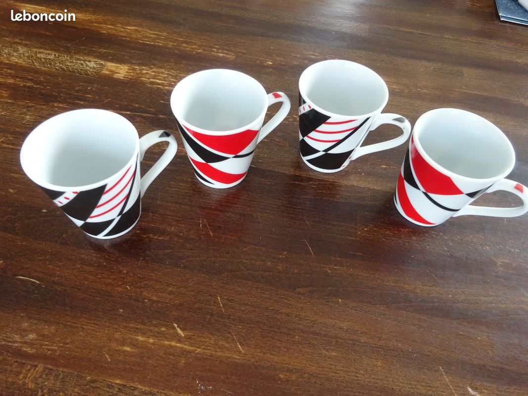 Service à café 8 tasses décor graphique (image 1)
