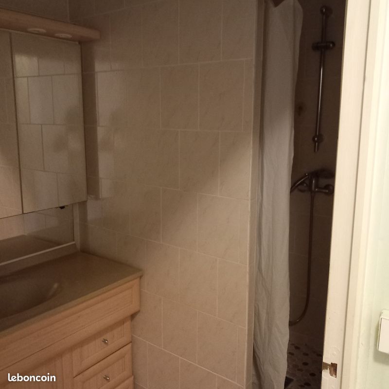 Appartement 5 pièces 71 m² · à Montmirail · 71 m² · 635 €