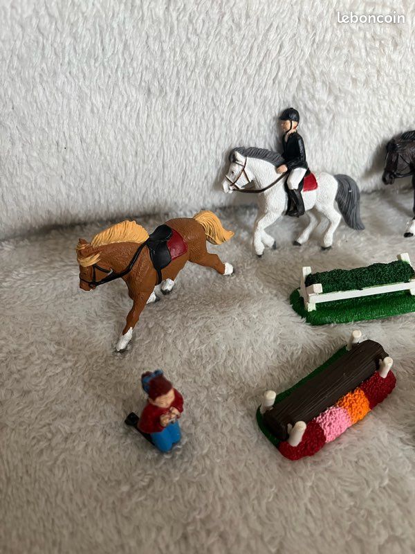 Lot figurines équitation (image 2)