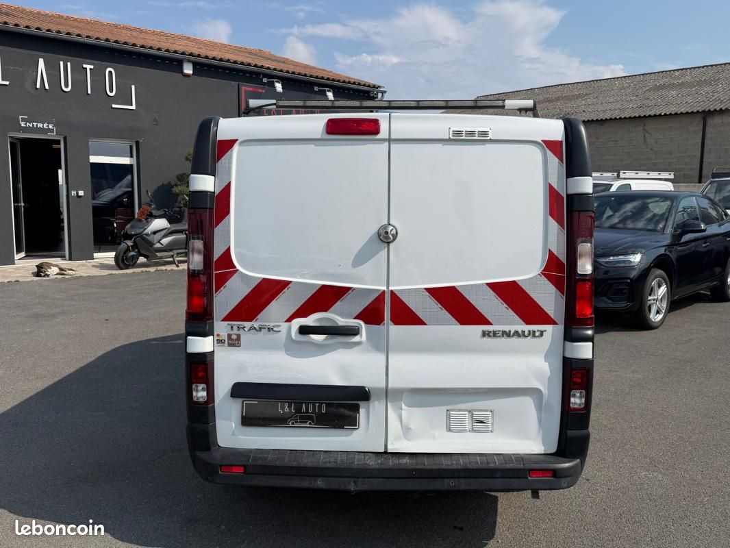 Renault Trafic FOURGON FGN L1H1 1000 KG DCI 95 E6 STOP&START CONFORT (image 7)