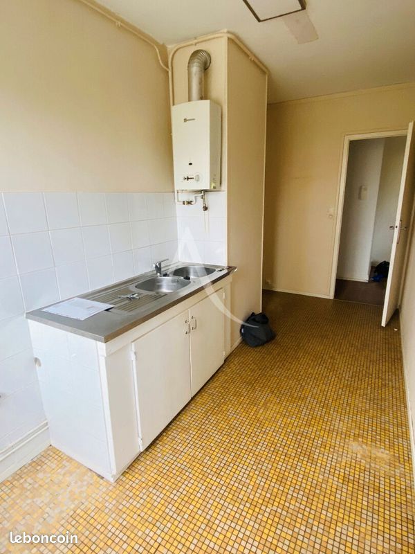 Appartement 3 pièces 58 m² · à Orléans · 58 m² · 650 €/mois