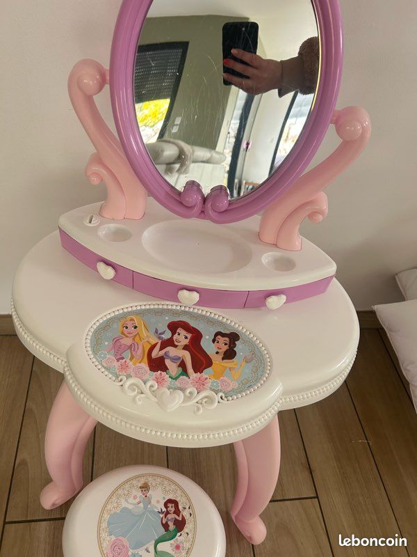 Coiffeuse Disney (image 2)