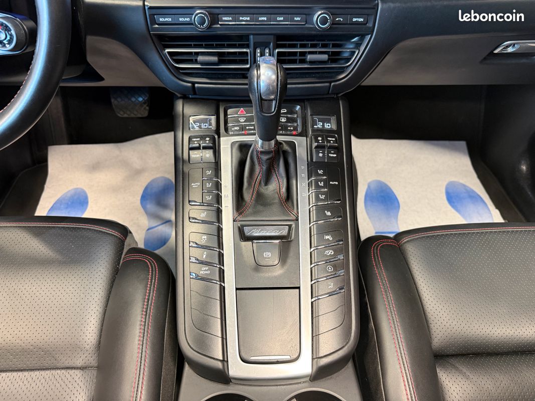 Porsche macan turbo 3.0 440ch pdk suivi porsche toit ouvrant cam 360 bose garantie 12mois fr malus payé (image 21)