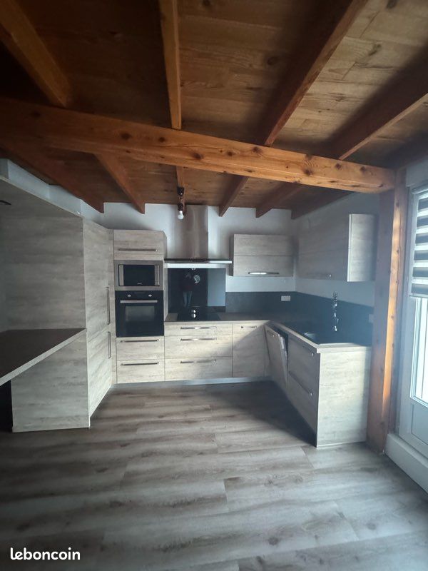 Appartement 4 pièces 80 m² · à Quimper · 80 m² · 930 €/mois