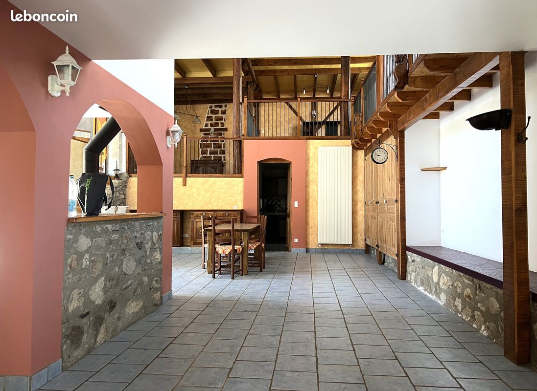Ferme 8 pièces 281 m² (image 7)