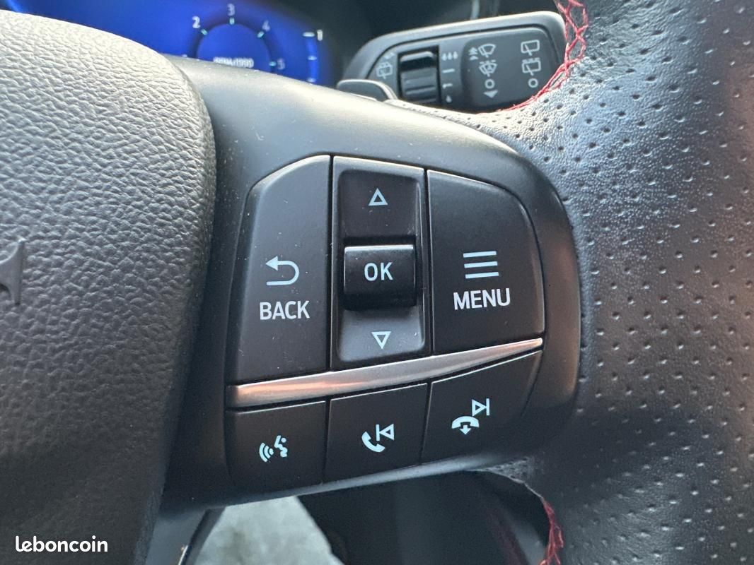 Ford Kuga 1.5 EcoBlue 120 S&S BVA8 ST-Line (image 24)