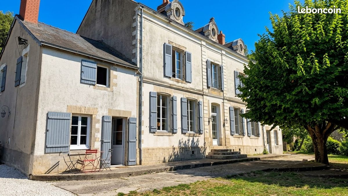 Maison 10 pièces 288 m² · à Mauves-sur-Loire · 288 m² · 824 000 €