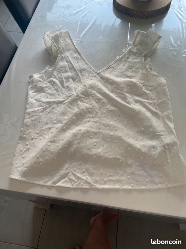 Blouse, femmes blancs taille L. Neuve (image 1)